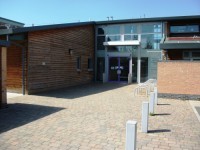 Front entrance to North Cray Neighbourhood Centre